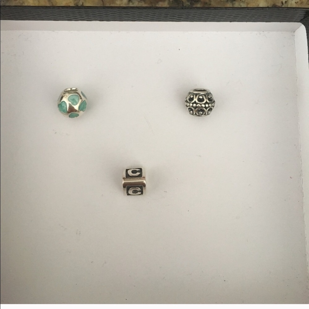 pandora C charm